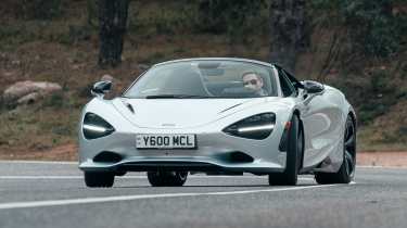 McLaren 750S Spider – front