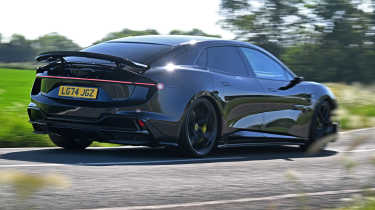 Lotus Emeya R