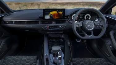 Audi RS4 Edition 25 years interior