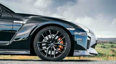 Nissan GT-R