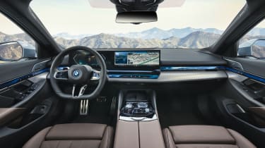 BMW 5-series – interior