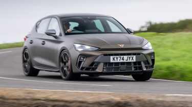 evo Fast Fleet Cupra Leon 300 VZ3 MK4 facelift