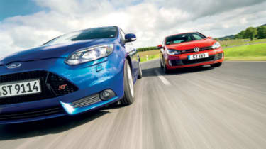 Focus St Vs Gti >> Vw Golf Gti Vs Ford Focus St Twin Test Evo Focus St Vs Gti >> Vw Golf Gti Vs Ford Focus St Twin Test Evo