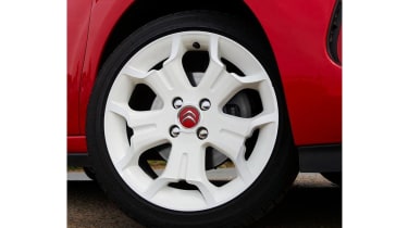 Citroen Ds3 Uk Drive Pictures Evo