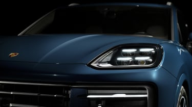 Porsche Cayenne - headlight