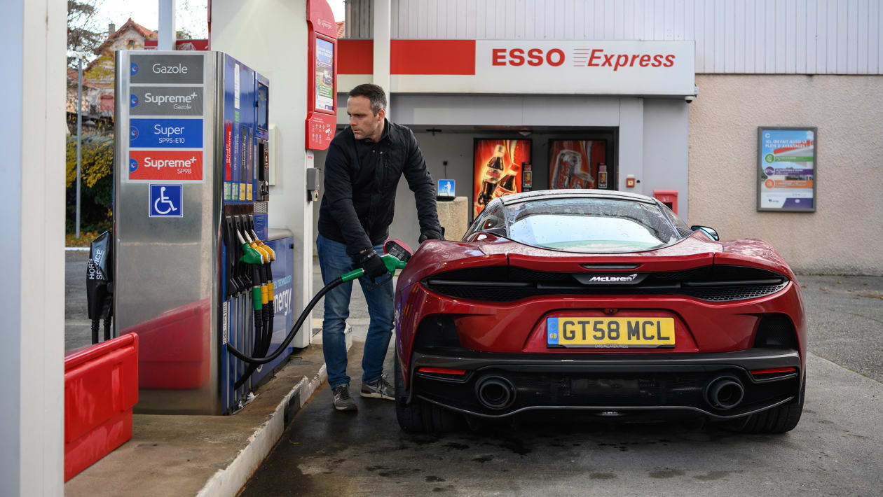 efuels, sustainability and sports cars – is it the key to saving the combustion engine?