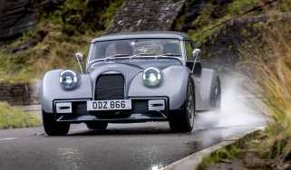 Morgan Supersport 400 front