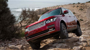 2013 Range Rover rock climbing