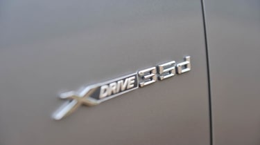 BMW X3 xDrive35d badge