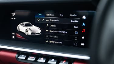 Porsche 911 Carrera (992.2) – infotainment