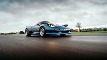 Jaguar XJR-15 front