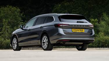 Skoda Superb review rear