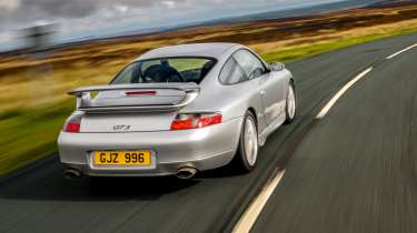 Porsche GT3s 996 v 992