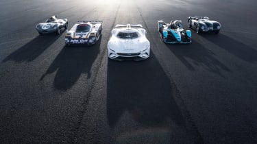 Jaguar Vision Gran Turismo SV Concept - family