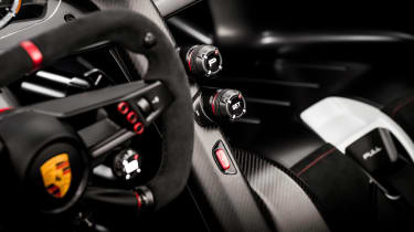 Porsche Vision Gran Turismo concept – controls