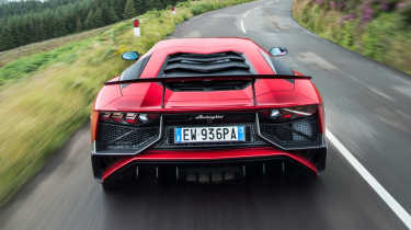 Lamborghini Aventador