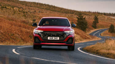 Audi Q8 – front