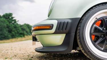 Singer 911 Turbo – bumper