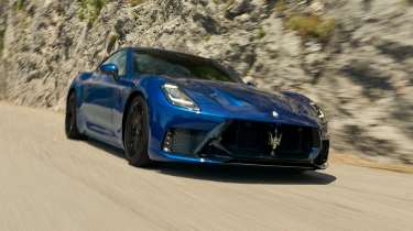 Maserati GranTurismo Trofeo front
