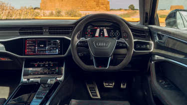 Audi RS6 GT – interior