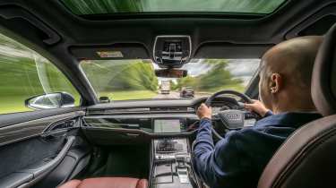 Audi S8 – interior