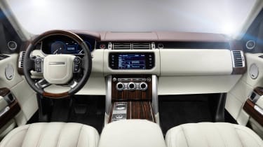 2013 Range Rover cream leather interior dashboard steering wheel