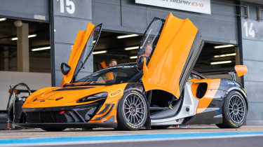 McLaren Artura Trophy Evo