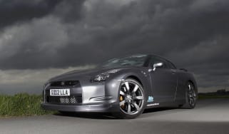 Nissan GT-R