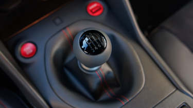 Nissan Z Nismo manual