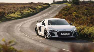 Audi R8 V10 GT RWD – front