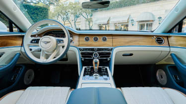 Bentley Flying Spur Hybrid – interior