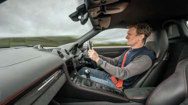 Porsche 718 Boxster GTS 4.0 – interior