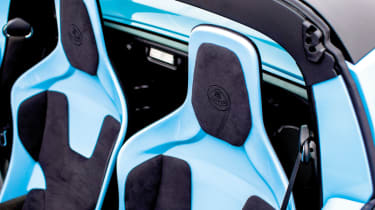 Lotus Elise S3 Club Racer blue seats