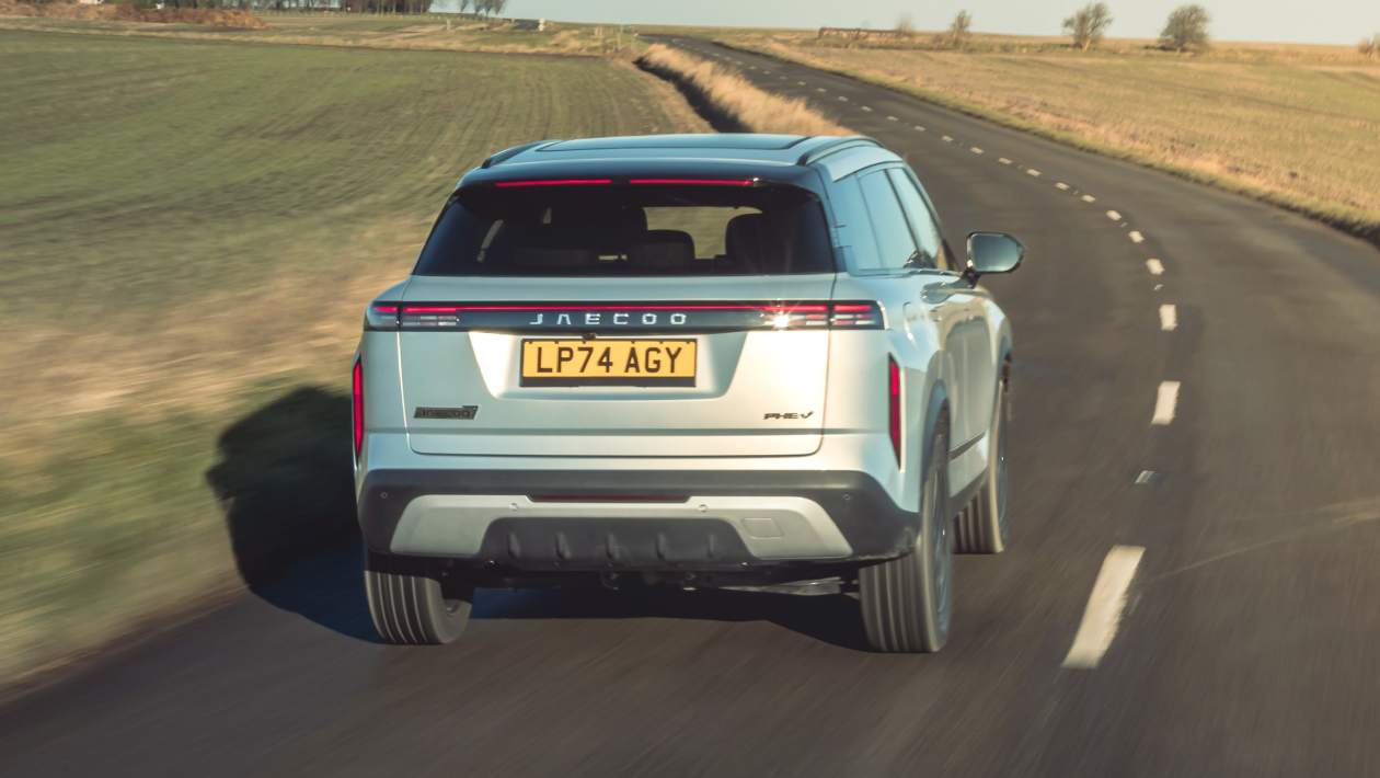 Jaecoo 7 hybrid SUV during road testing