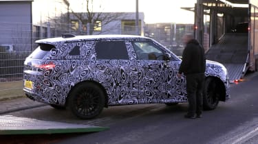 Range Rover Sport spied – quarter
