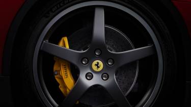 Ferrari Luce official red wheel