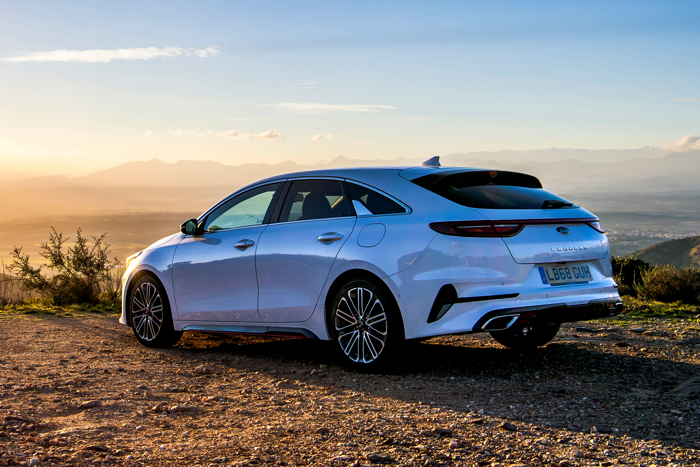 Kia Proceed GT review – Shooting brake with warm hatch road
