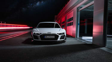 Audi R8 V10 GT RWD – nose