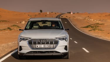 Audi e-tron 2019 head on