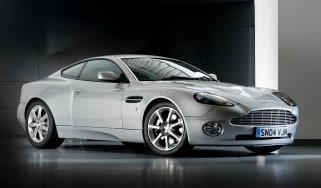 Aston Martin V12 Vanquish front