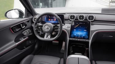 Mercedes-AMG C43 – dash