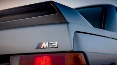 BMW M triple – E30 wing