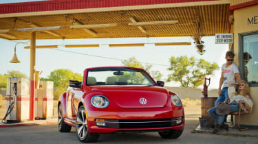 Volkswagen Beetle Cabriolet to launch at LA motor show
