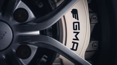 GMA T33 studio – brakes