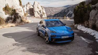 Porsche Macan GTS Electric – front