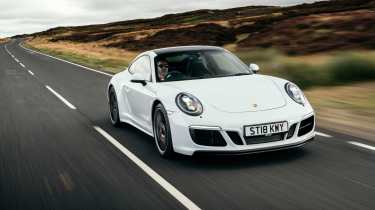 Porsche 911 Carrera GTS