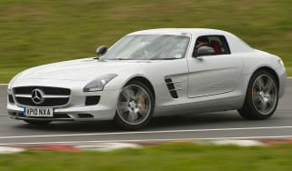 Mercedes-Benz SLS AMG