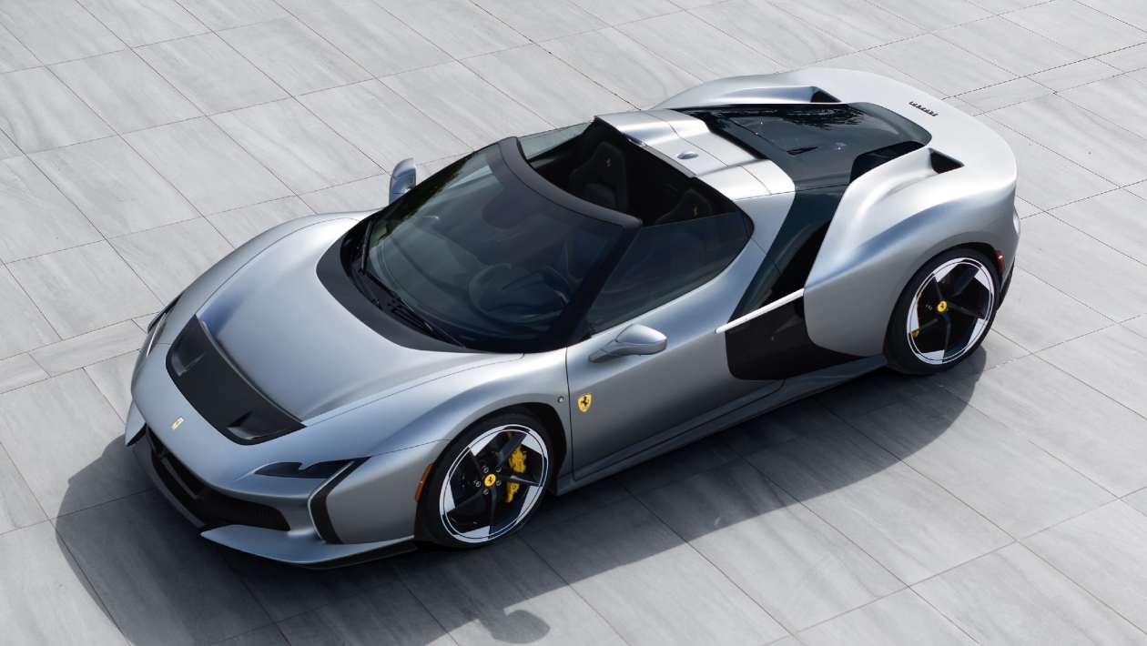 Ferrari%20HC25%20evo%2004_nbxqht.jpg