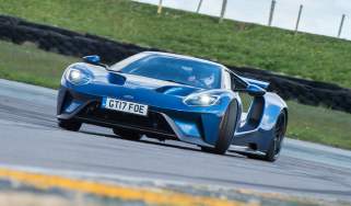 Ford GT