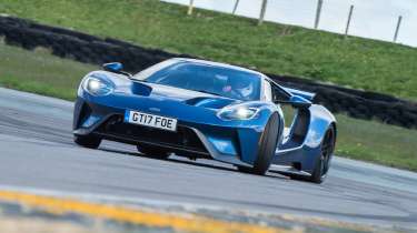 Ford GT